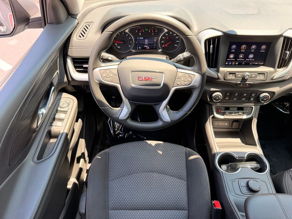 Used 2024 Silver GMC SLE image 17