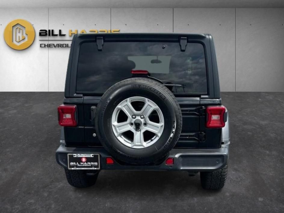 Used 2019 Black Jeep Unlimited Sport S image 11