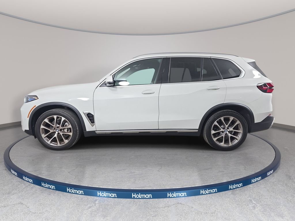 Certified Used 2025 Alpine White BMW xDrive40i image 8