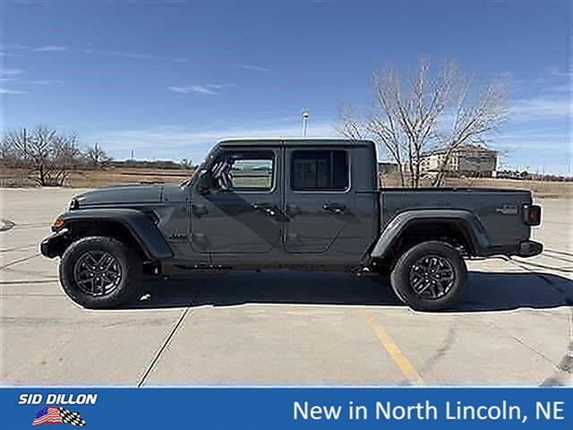 New 2026 Anvil Clearcoat Jeep Sport S image 2