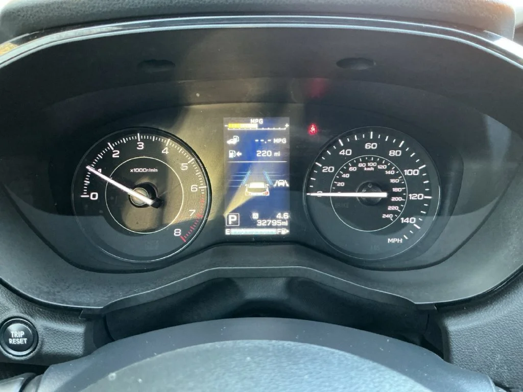 Used 2022 Blue Subaru Base image 13