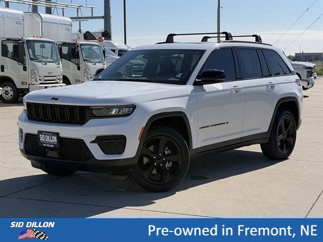 2023 Jeep Grand Cherokee Altitude