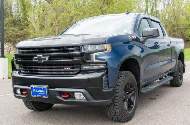 Used 2021 Blue Chevrolet LT Trail Boss image 2