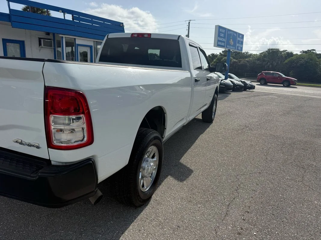 Used 2022  Ram Tradesman Crew Cab 4x4 8