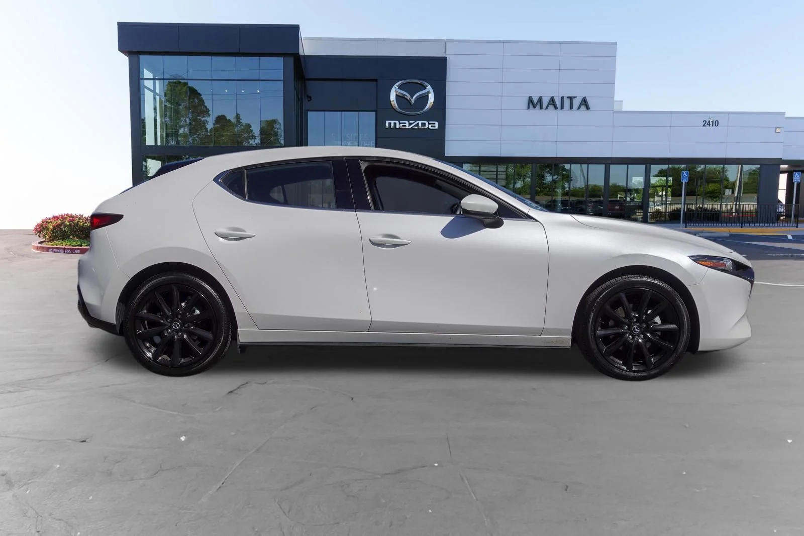Certified Used 2023 Snowflake White Pearl Mica Mazda 2.5 S Premium Package image 2