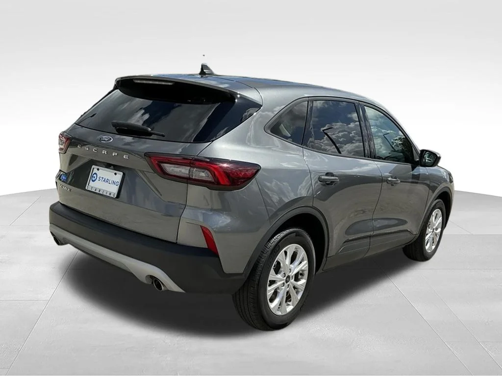 Used 2025 Gray Ford Active image 8