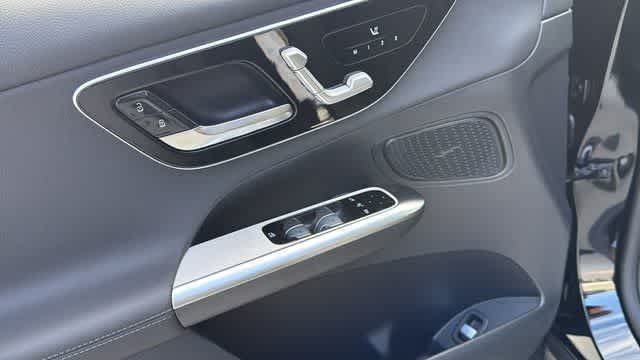 Certified Used 2026 Black Mercedes-Benz GLC 300 image 17