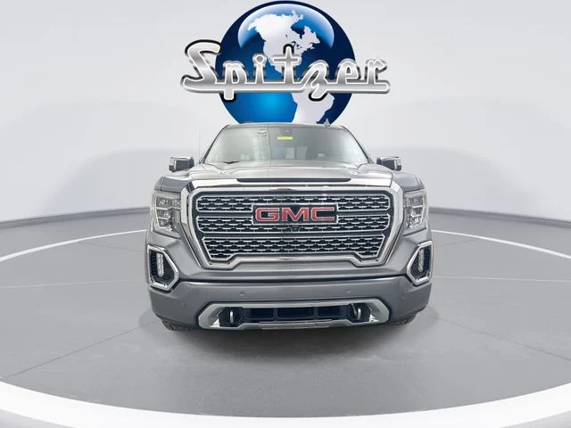Used 2021 Gray GMC Denali image 3
