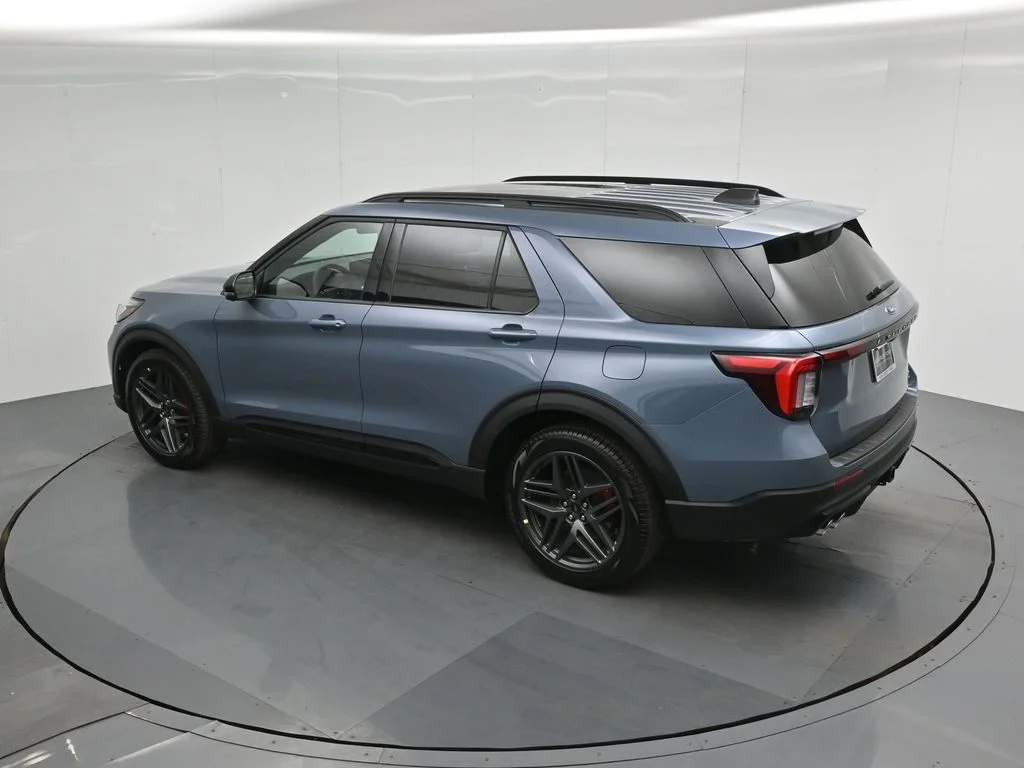 New 2026 Vapor Blue Metallic Ford ST image 46