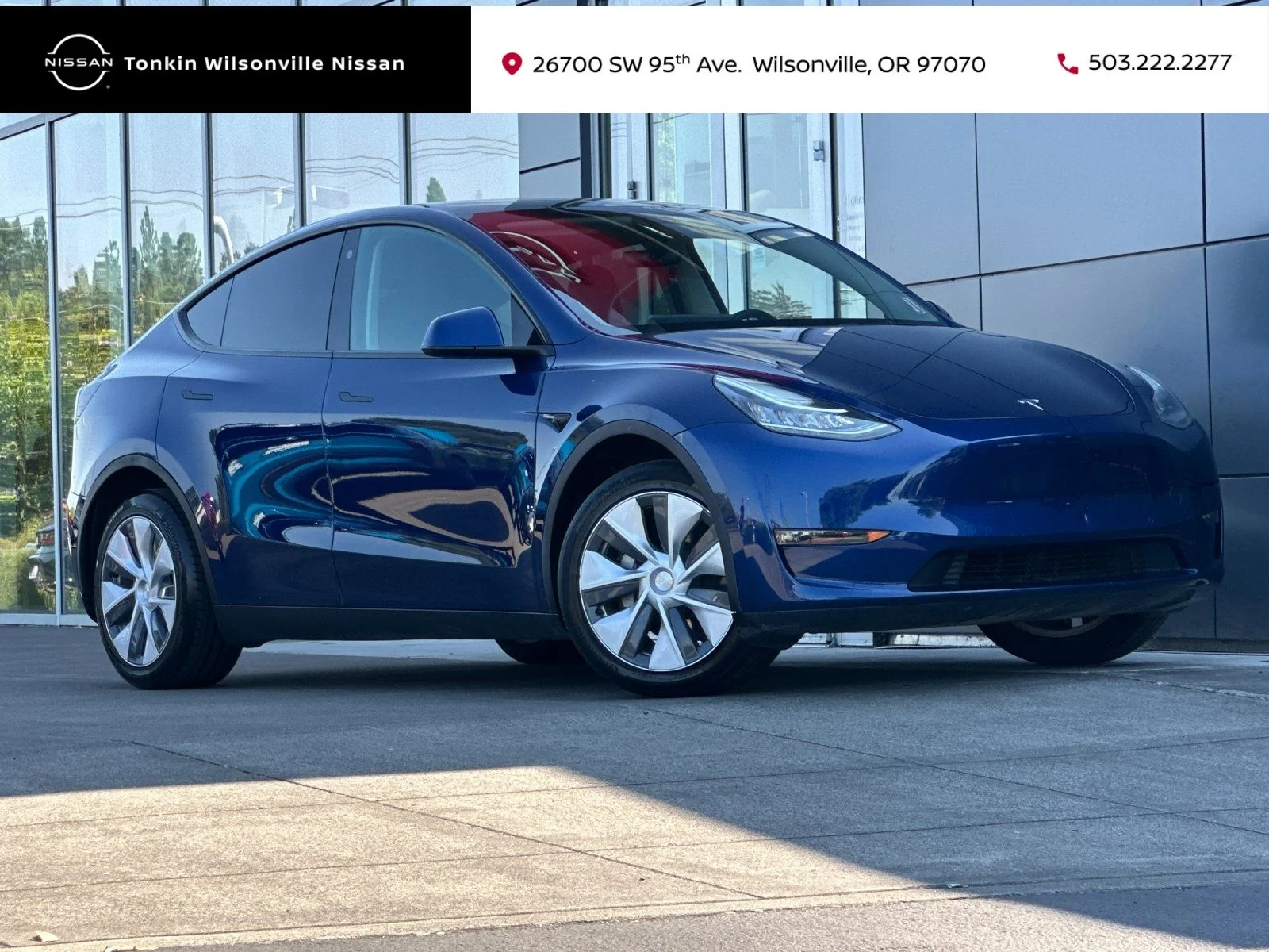 Used 2022 Blue Tesla Long Range image 1