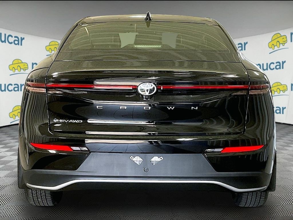 Used 2026 Black Toyota XLE image 5