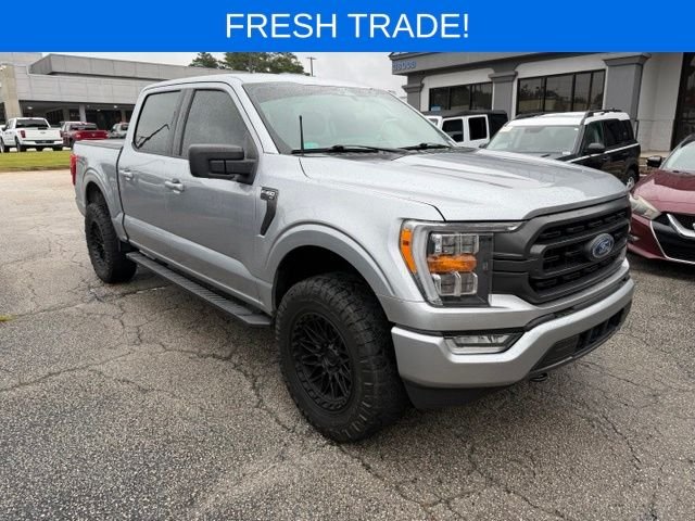 Used 2022 Silver Ford XLT image 1