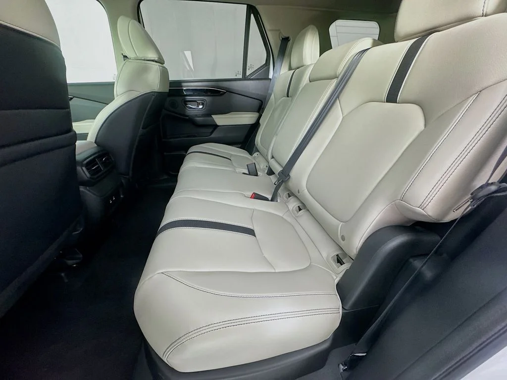 New 2026 Platinum White Pearl Honda RTL Towing image 34