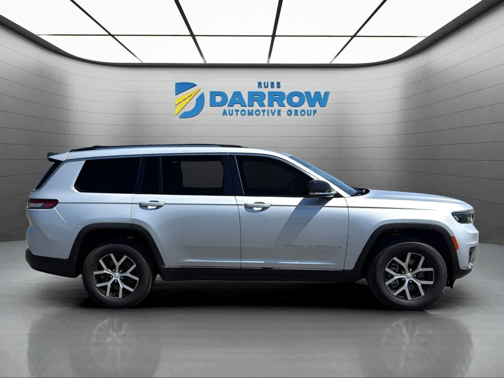 Certified Used 2023 Silver Jeep Limited image 6