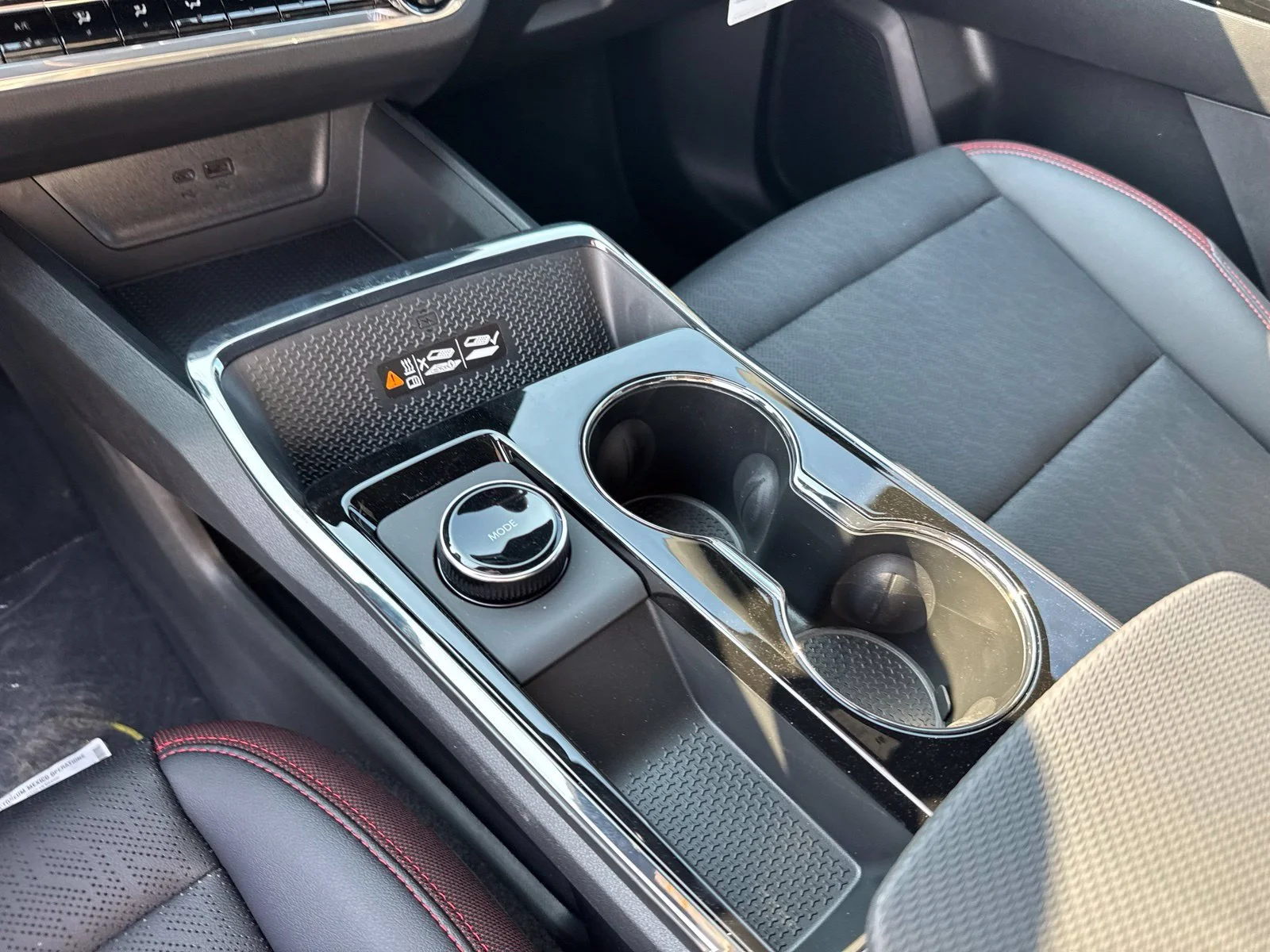2027 Chevrolet Equinox RS - Photo 20
