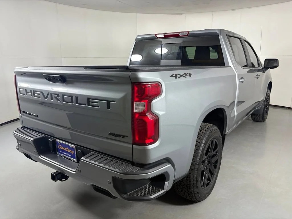 New 2026 Sterling Gray Metallic Chevrolet RST image 10
