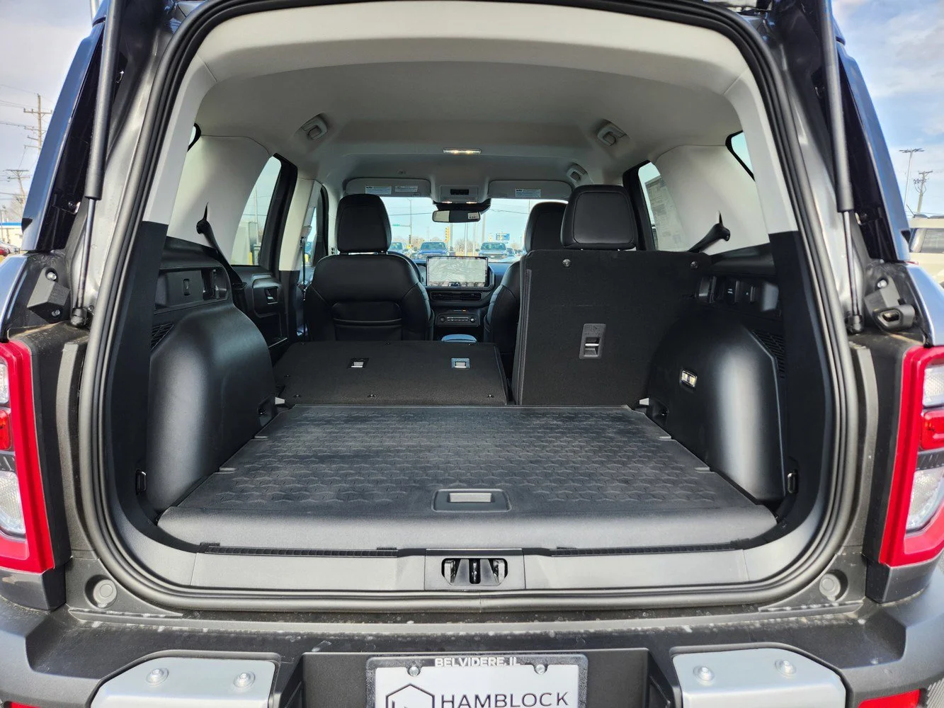 New 2026 Carbonized Gray Metallic Ford Outer Banks image 24