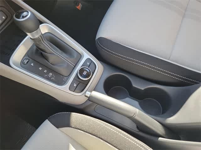New 2026 Shimmering Silver Hyundai SEL image 16