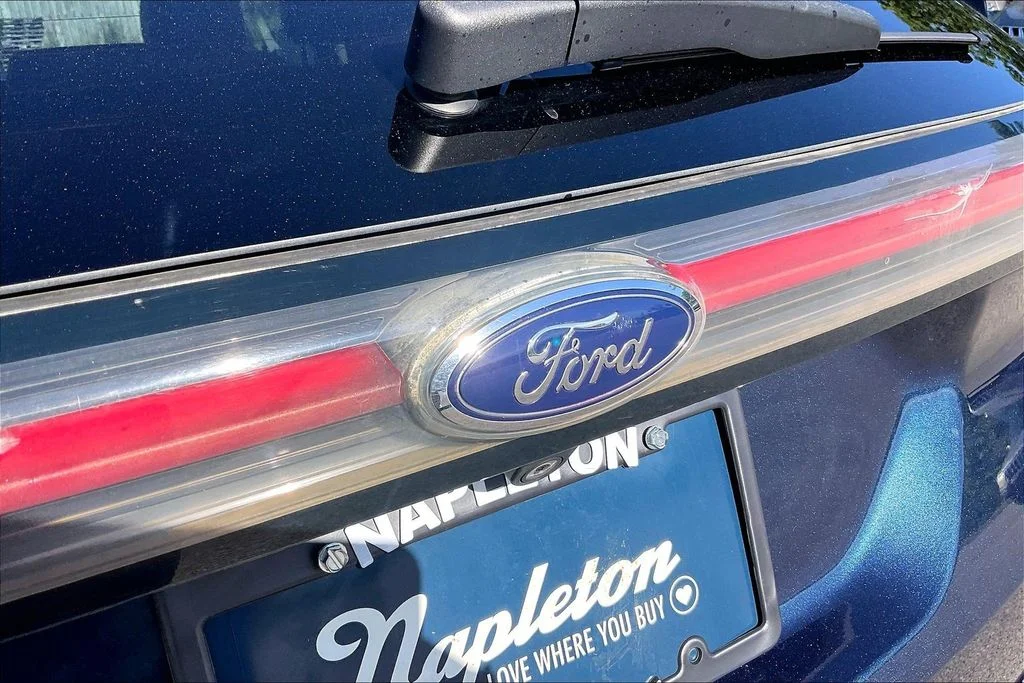 Used 2017 Blue Ford Titanium image 7