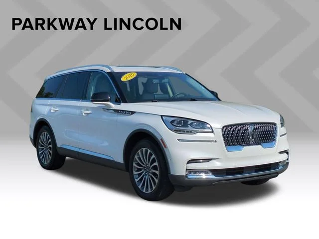 Used 2020 White Lincoln Reserve image 7
