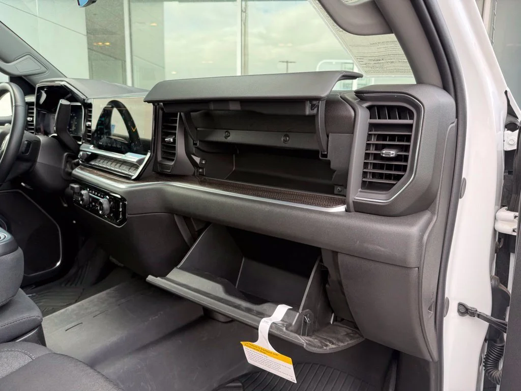 Used 2026 Summit White Chevrolet RST image 16
