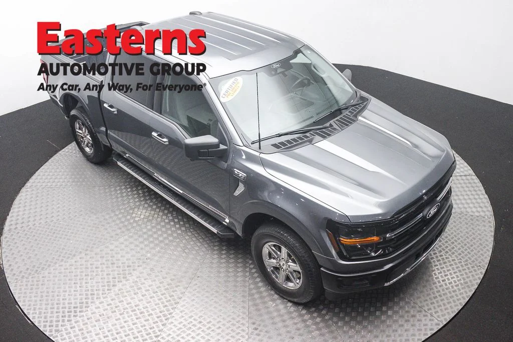 Used 2024 Gray Ford XLT image 3