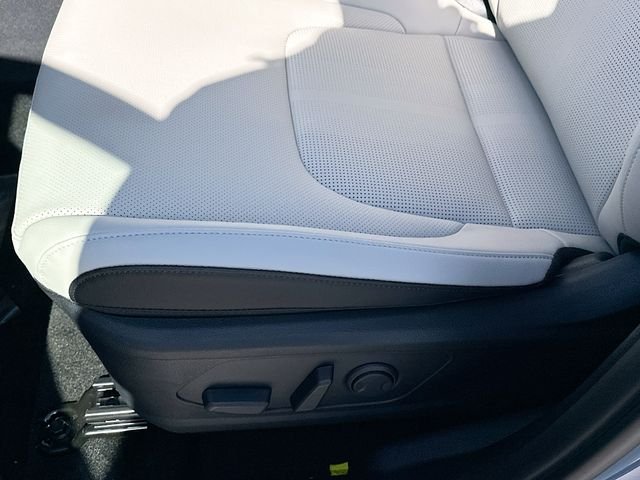 New 2026 Heritage Blue Kia EX image 18
