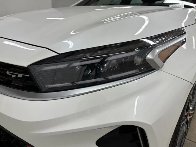 Used 2023 White Kia GT image 10