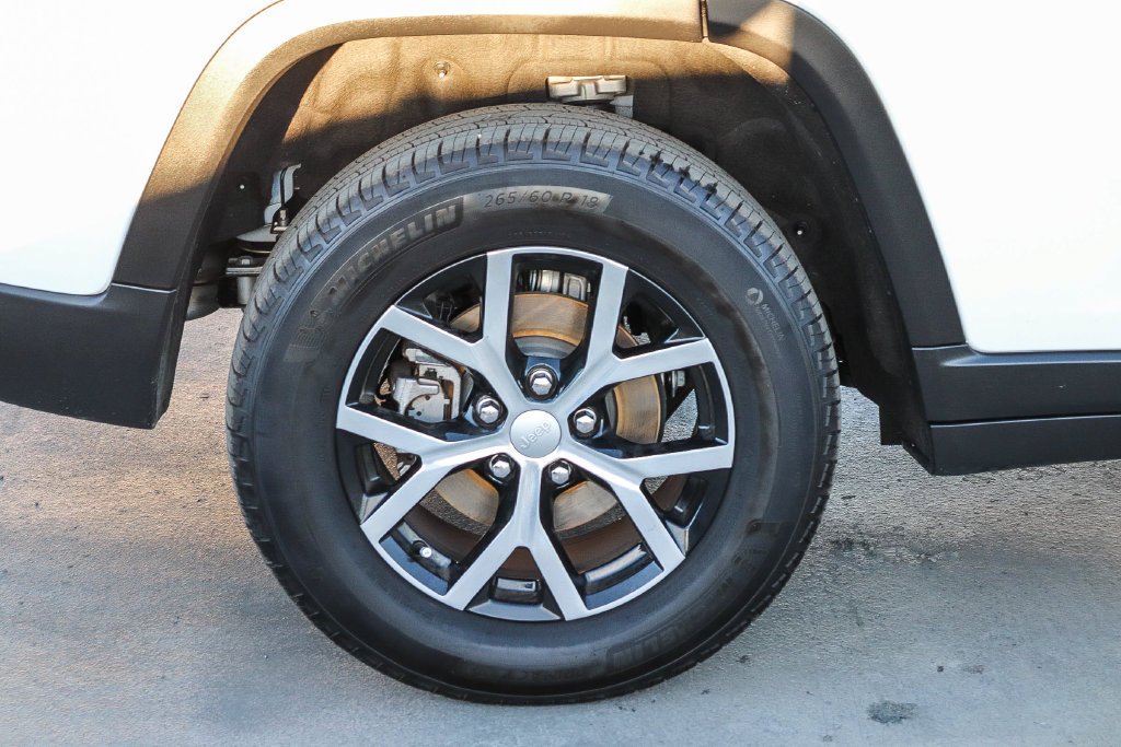 Used 2024 Bright White Clearcoat Jeep Limited image 12