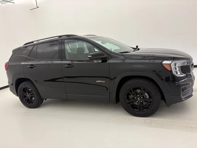 2022 GMC Terrain AT4