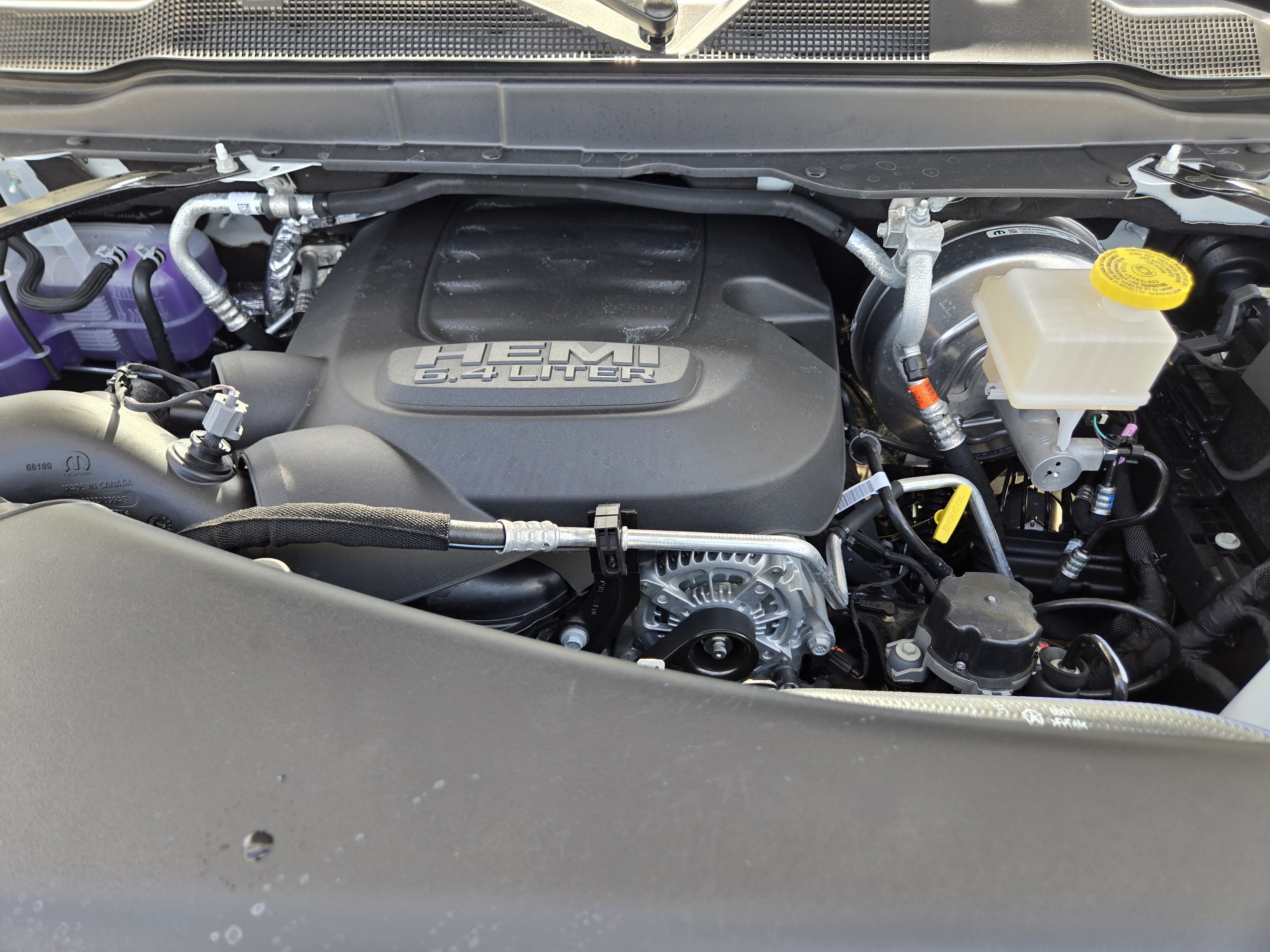 New 2026 Bright White Clearcoat RAM Tradesman image 20