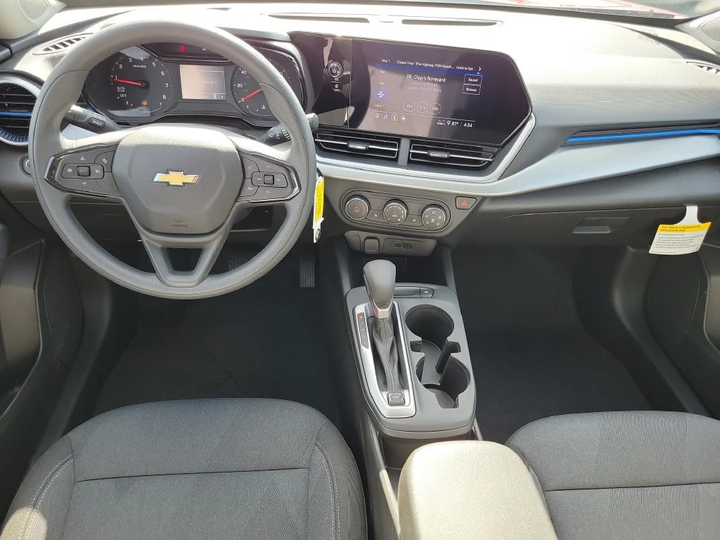2026 Chevrolet Trax LS - Photo 17