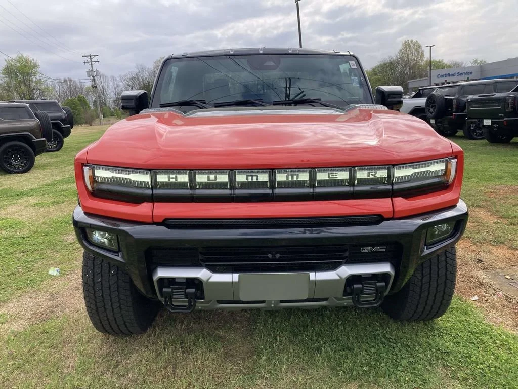 New 2026 Solar Orange GMC 2X image 9