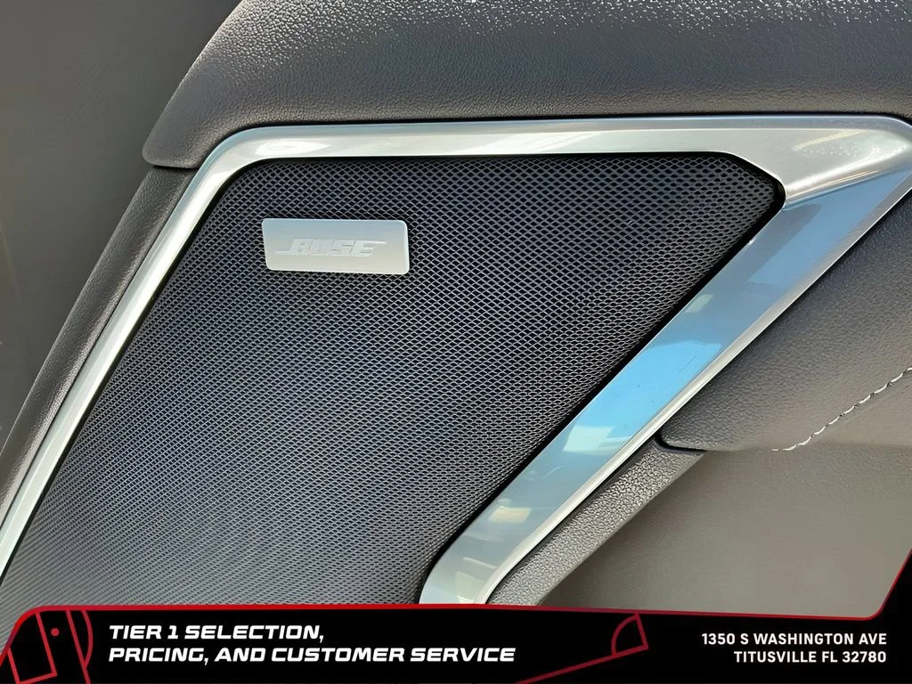 Used 2025 Summit White Chevrolet LTZ DRW image 13