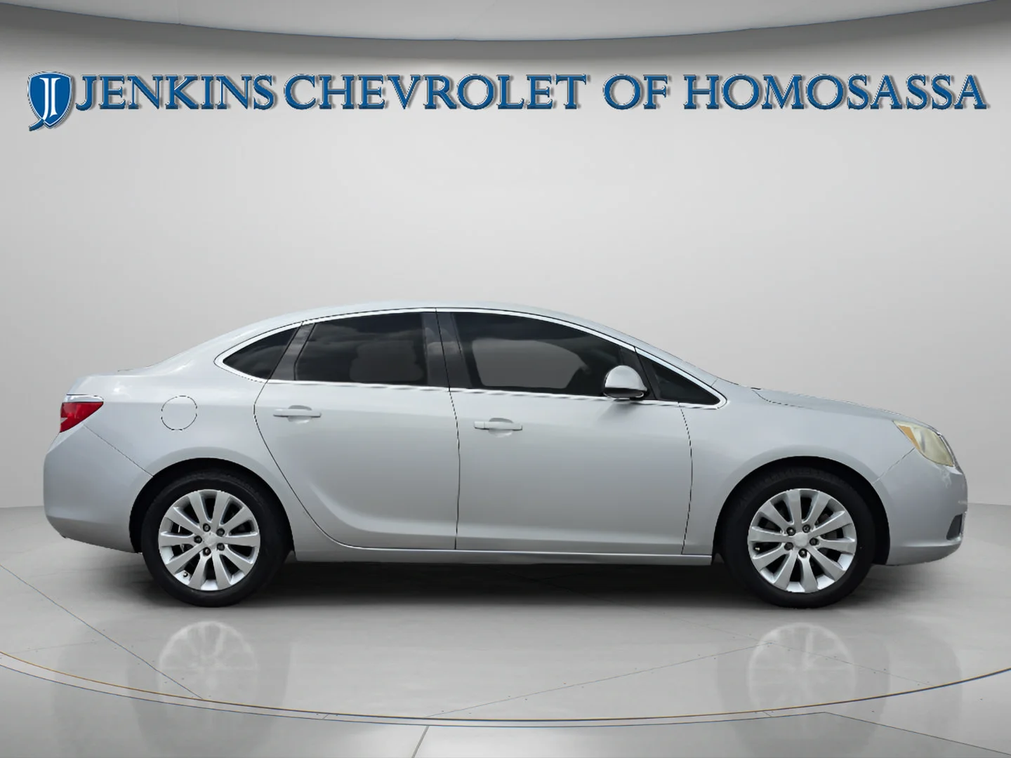 Used 2015 Quicksilver Metallic Buick Base image 3