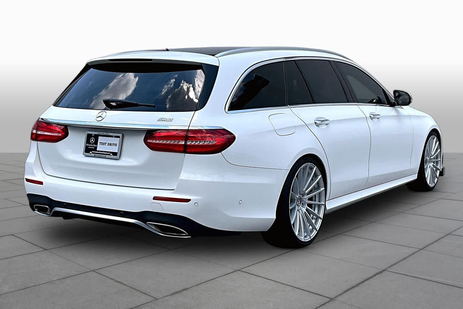 Used 2018 Polar White Mercedes-Benz E 400 image 12
