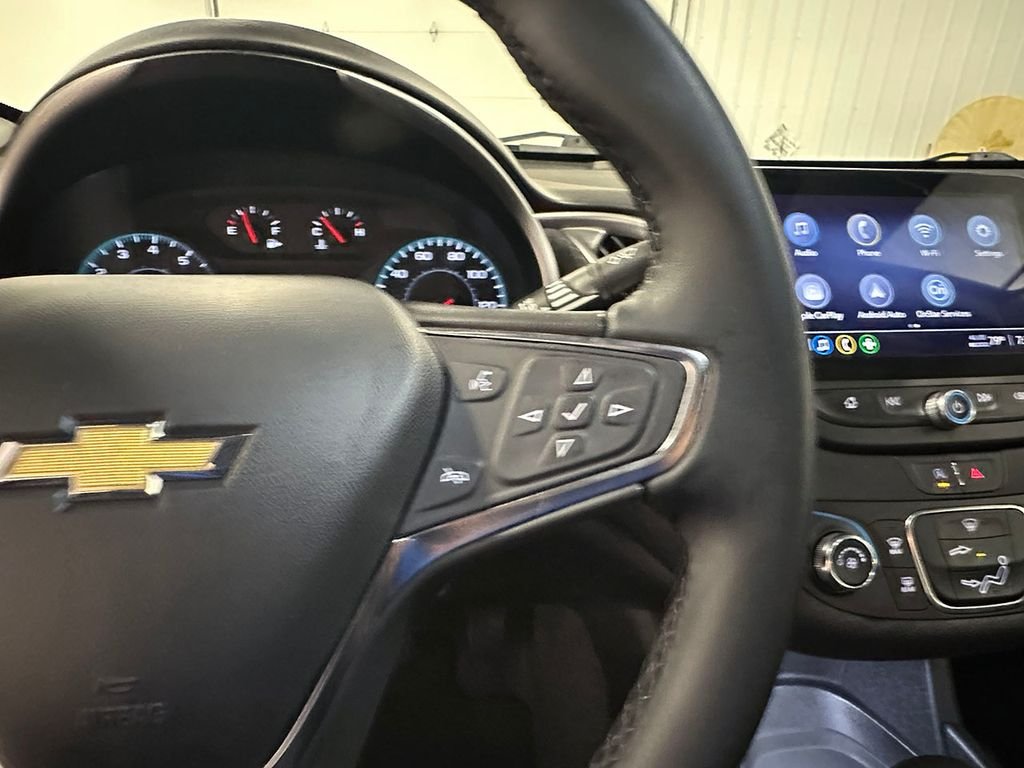 Used 2025 Red Chevrolet RS image 34