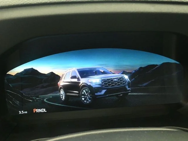 New 2026 Star White Metallic Tri-Coat Ford Active image 12