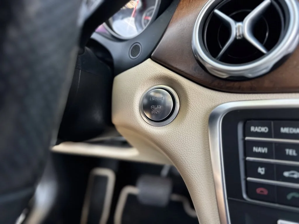 Used 2019  Mercedes-Benz GLA 250 image 14