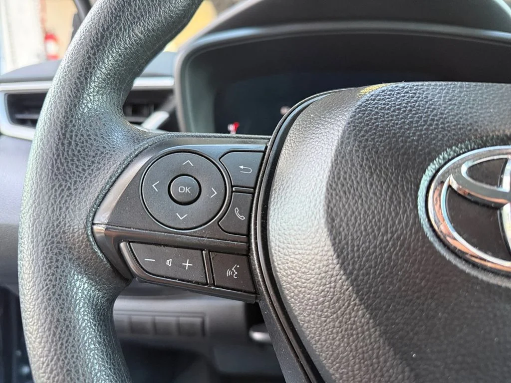 Used 2026  Toyota LE image 24