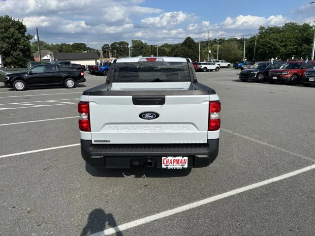 New 2026 Space White Metallic Ford XLT image 6