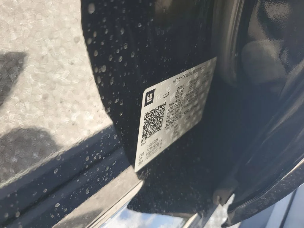 Used 2018 BLACK Chevrolet Premier image 29