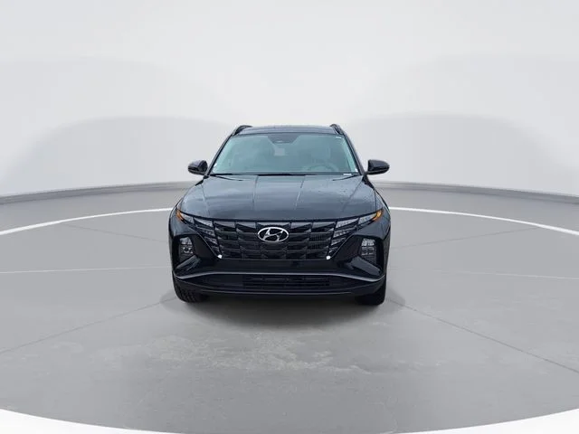 Used 2024 Black Hyundai SEL Convenience image 3
