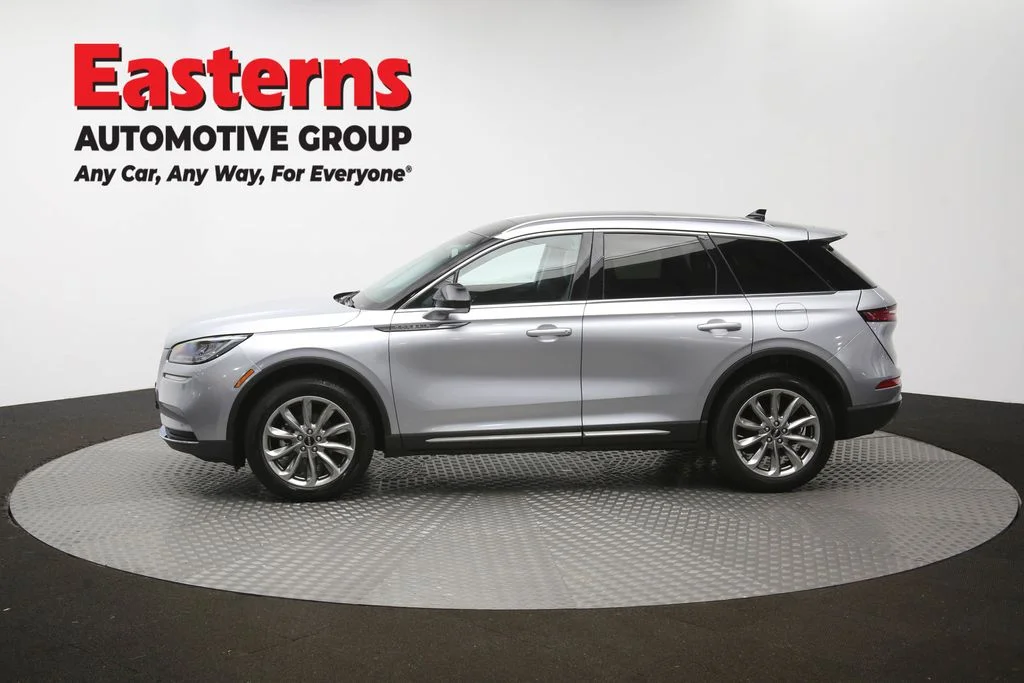 Used 2022 Silver Lincoln Standard image 61