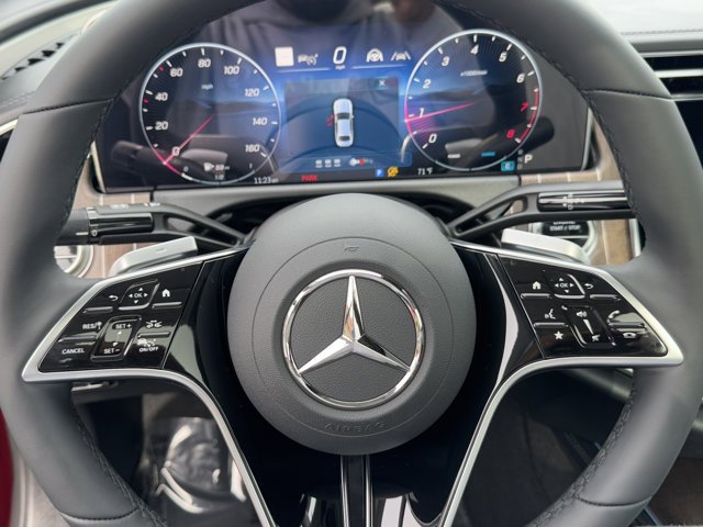 New 2026 MANUFAKTUR Patagonia Red Metallic Mercedes-Benz E 350 image 11