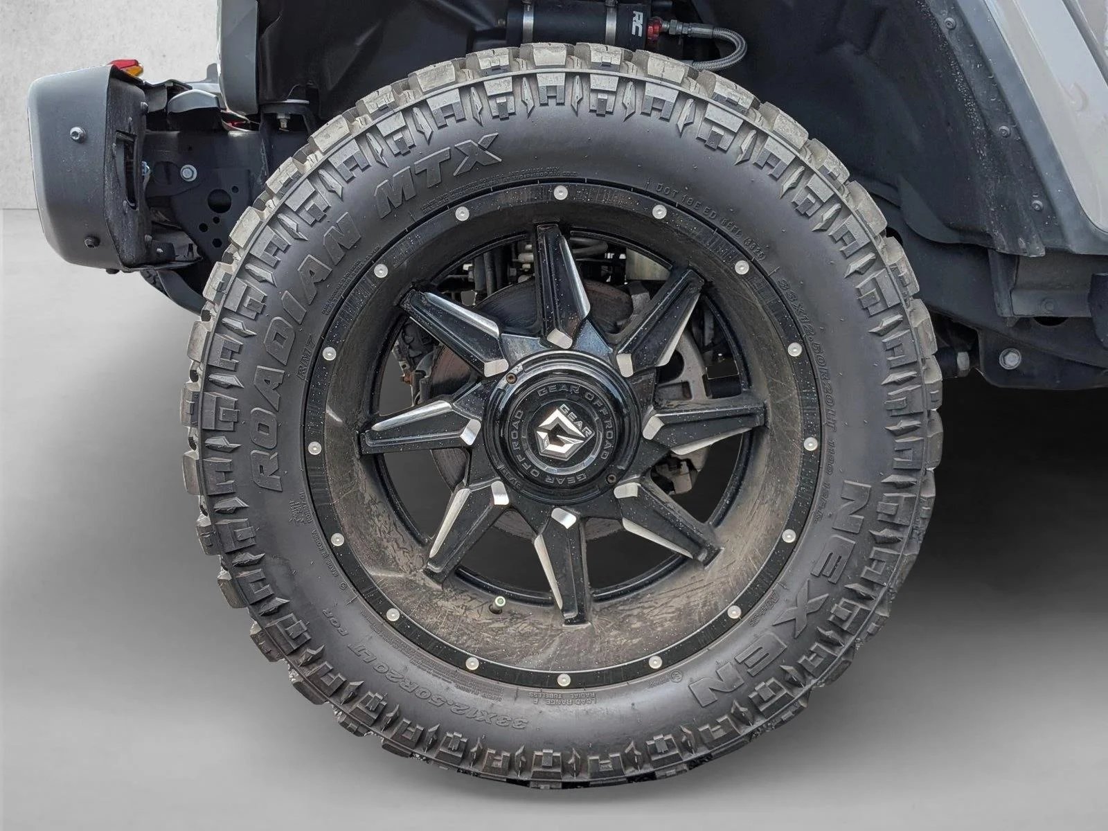 Used 2020 Sting-Gray Clearcoat Jeep Rubicon image 18