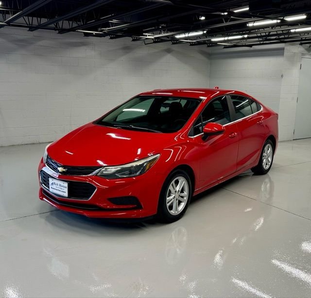Used 2018 Chevrolet Cruze LT with VIN 1G1BE5SMXJ7176885 for sale in Pasadena, MD
