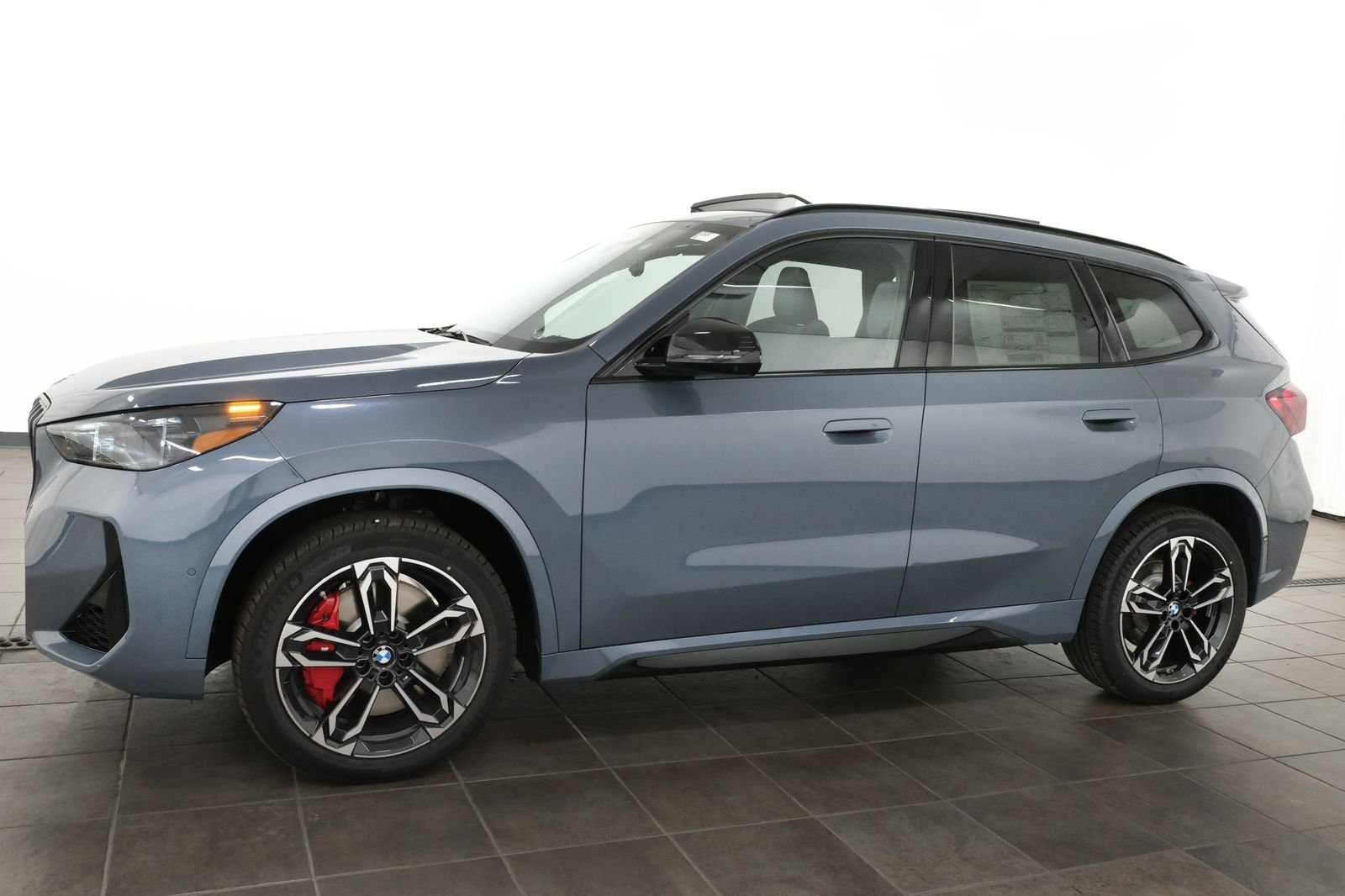 New 2027 C3n BMW xDrive28i image 2