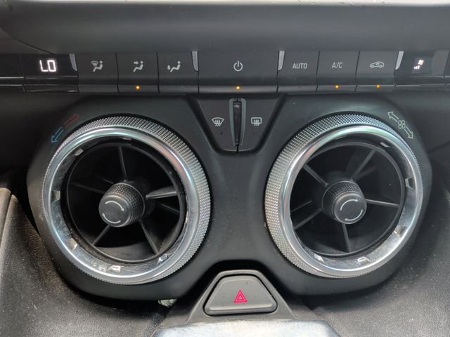 Used 2022 Black Chevrolet 1LT image 23