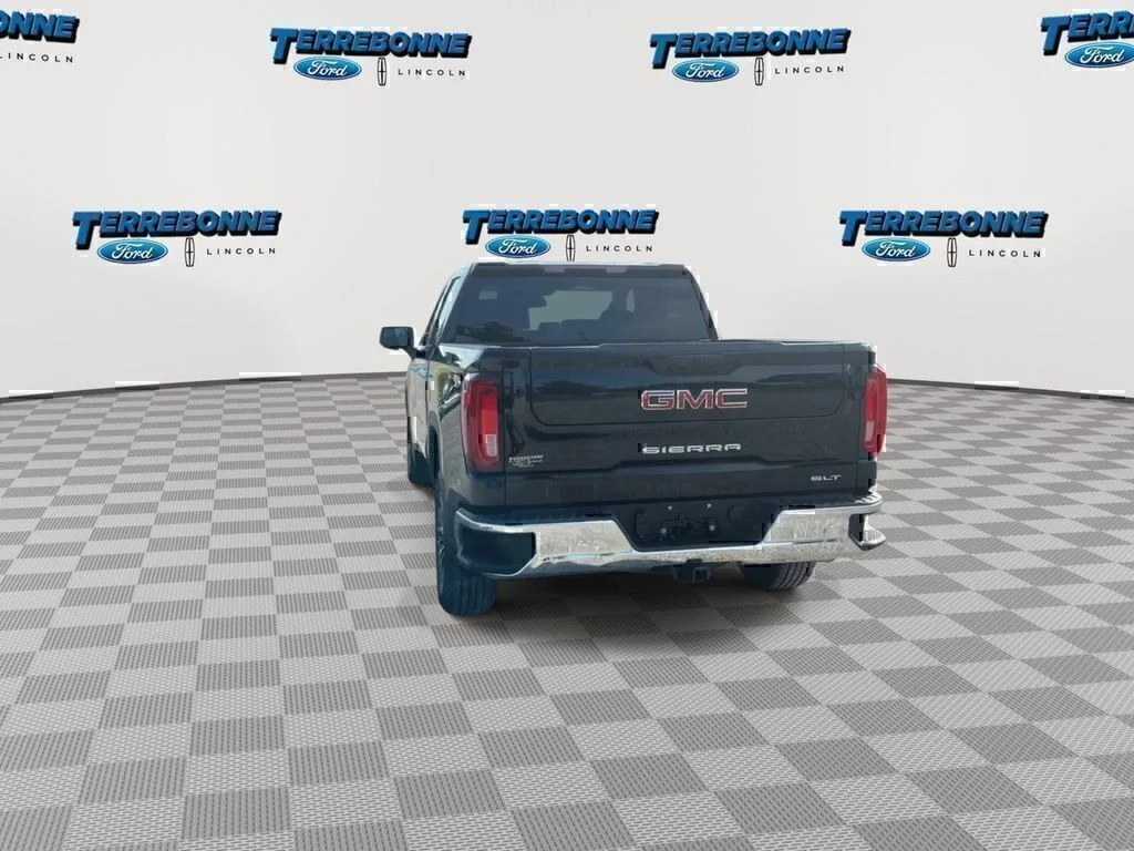 Used 2025 Onyx Black GMC SLT image 7